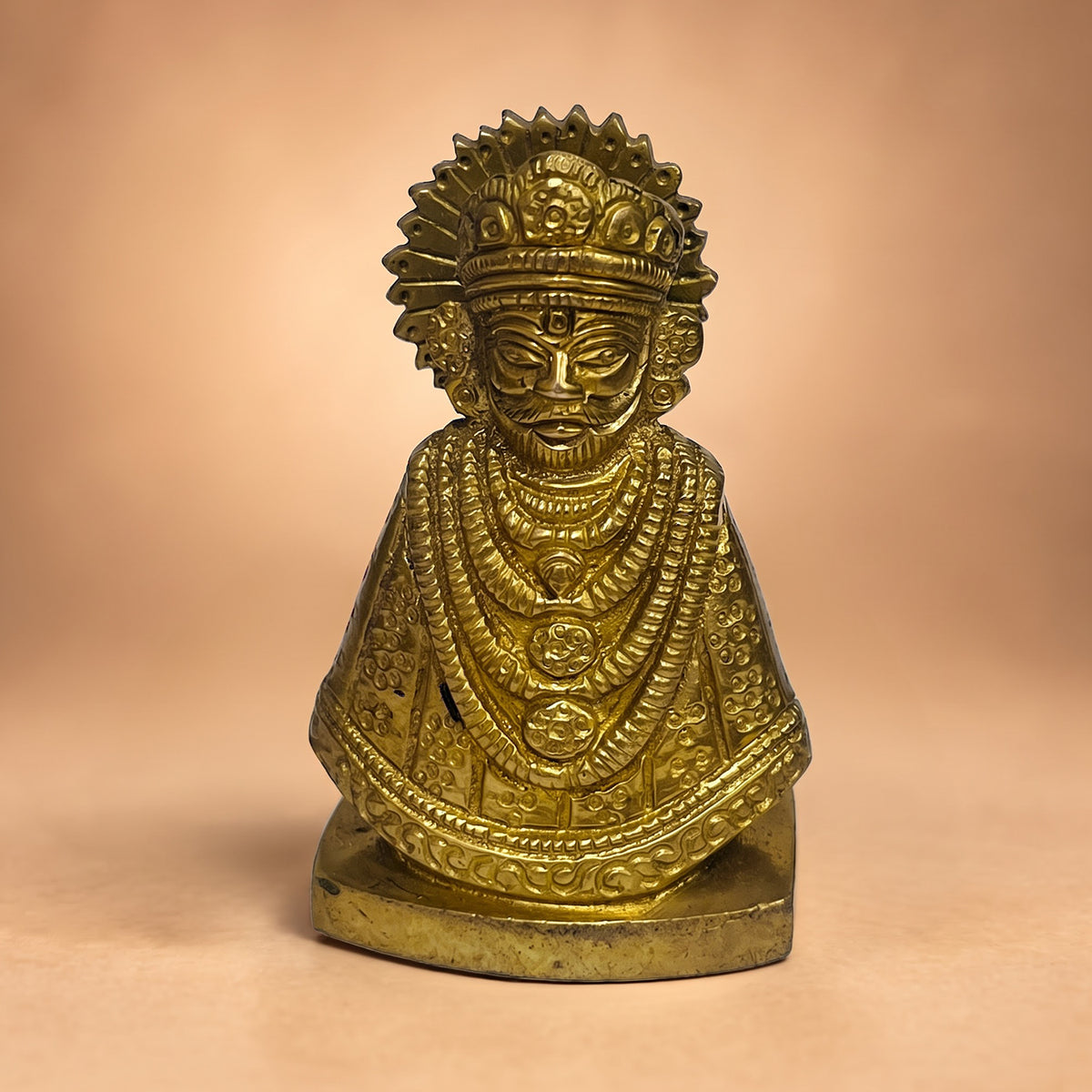 Rear view of the Khatu Shyam Baba statue