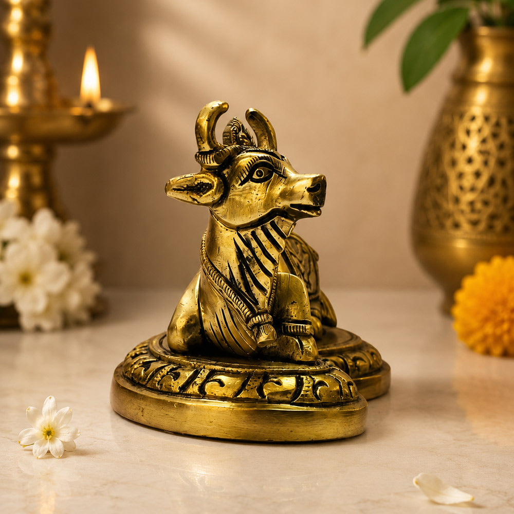 Nandi Ji Brass Idol – front face close-up lifestyle